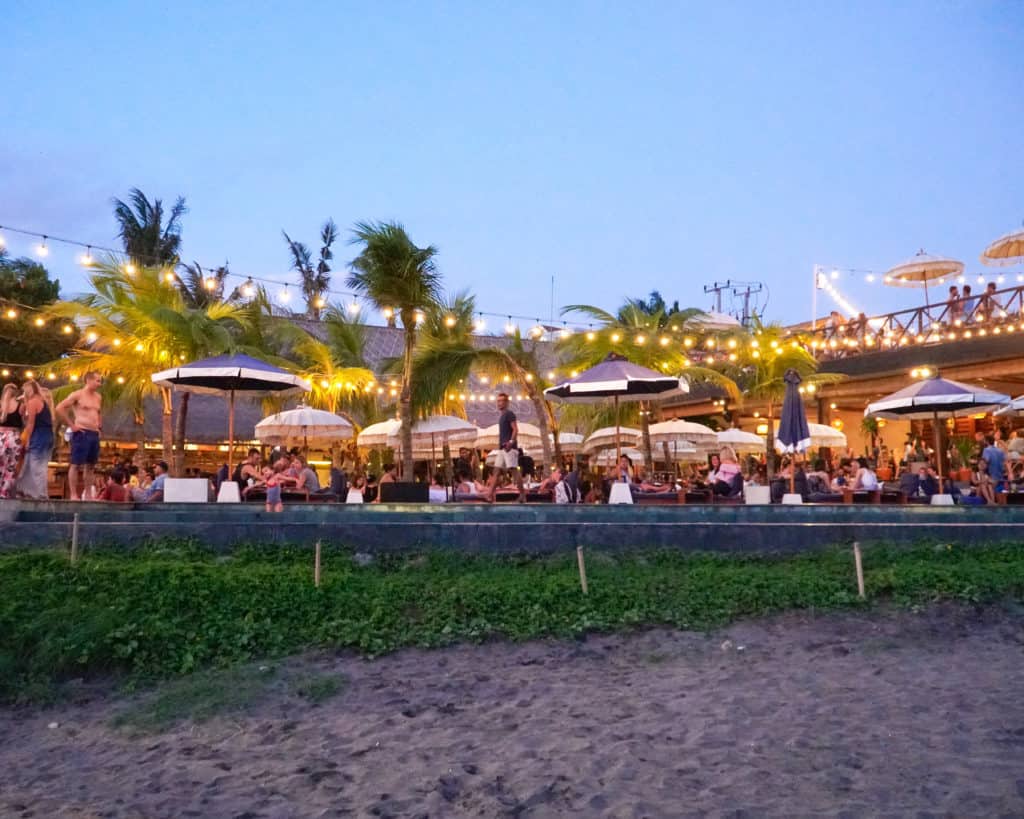 Lounging at The Lawn Canggu | The Republic of Rose