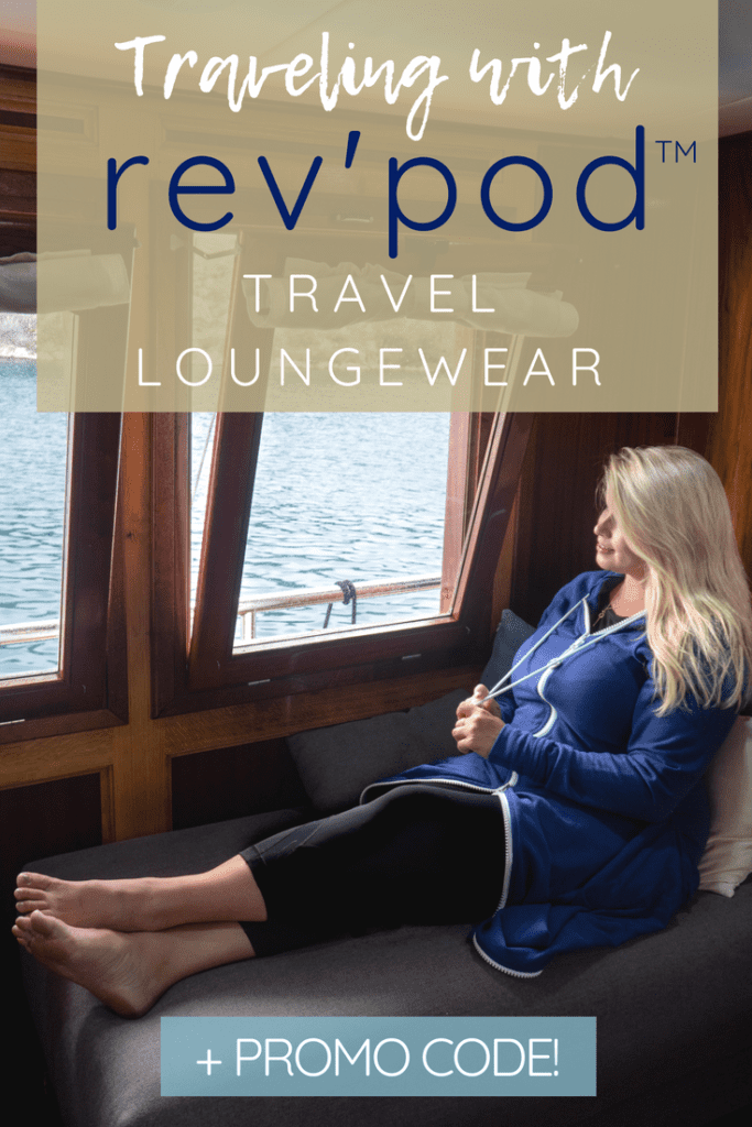 Traveling with Rev'pod Loungewear | The Republic of Rose | #Travel #Loungewear #TravelStyle #Style #AirportStyle #RevPod