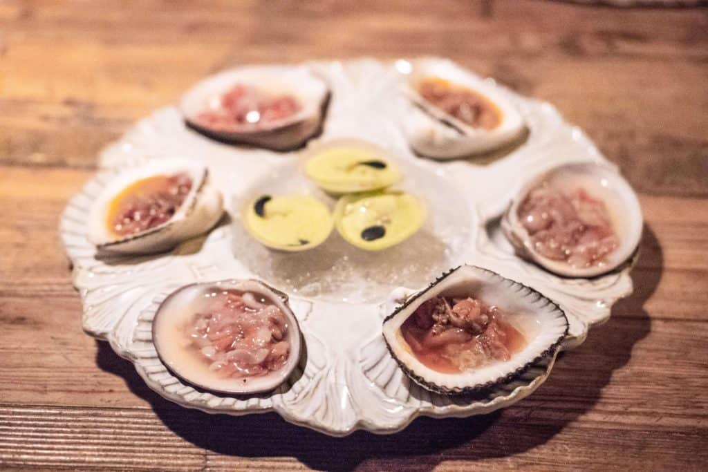 DINING AT FAUNA IN VALLE DE GUADALUPE | Blood orange clam, chocolate clam and kumamoto oysters | The Republic of Rose | #ValleDeGuadalupe #Baja #Mexico #Fauna #Bruma #RutaDelVino #Ensenada