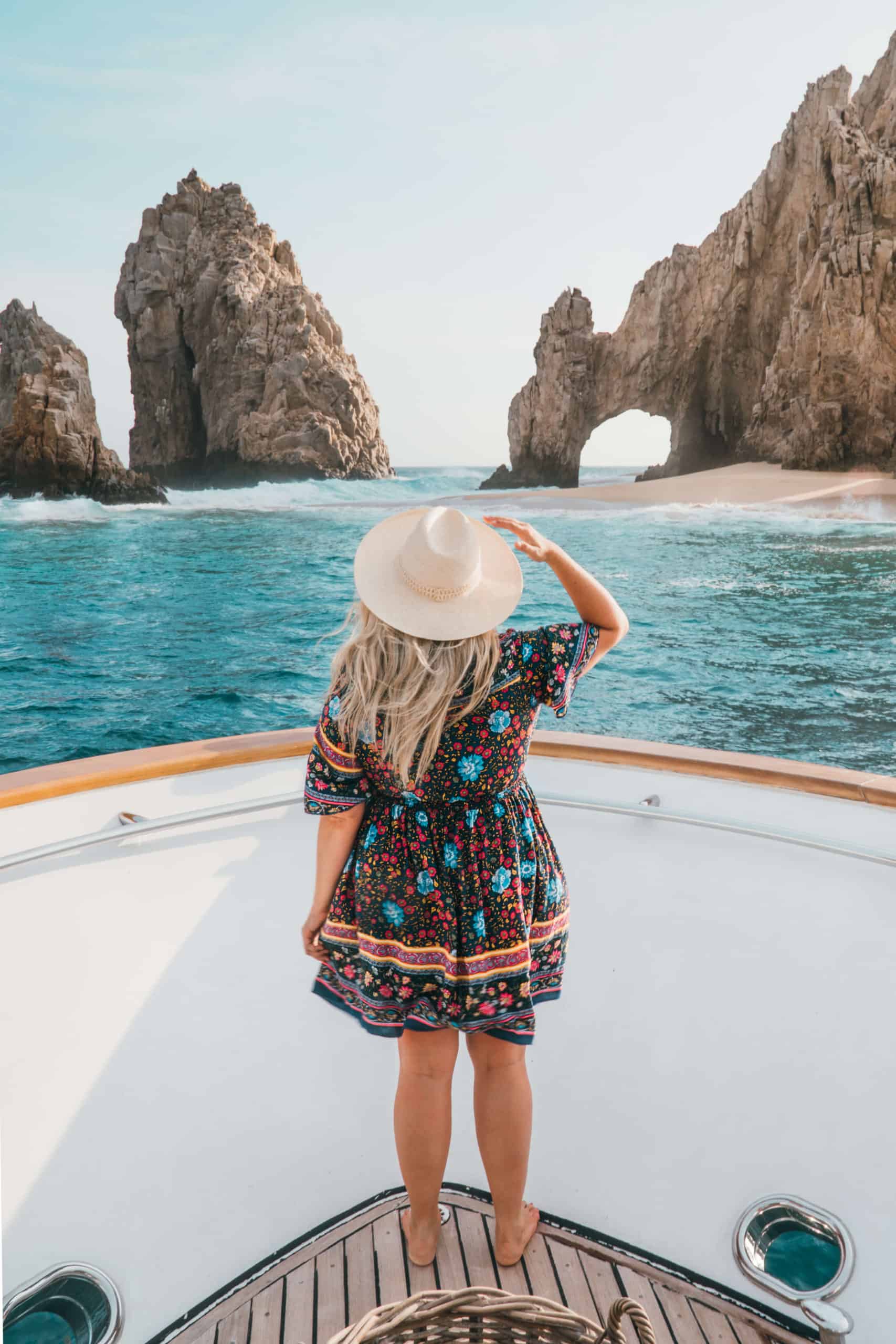 Short Print Dress | Where to Find the Best Travel Dresses - My Favorite Travel Style and Outfits | The Republic of Rose