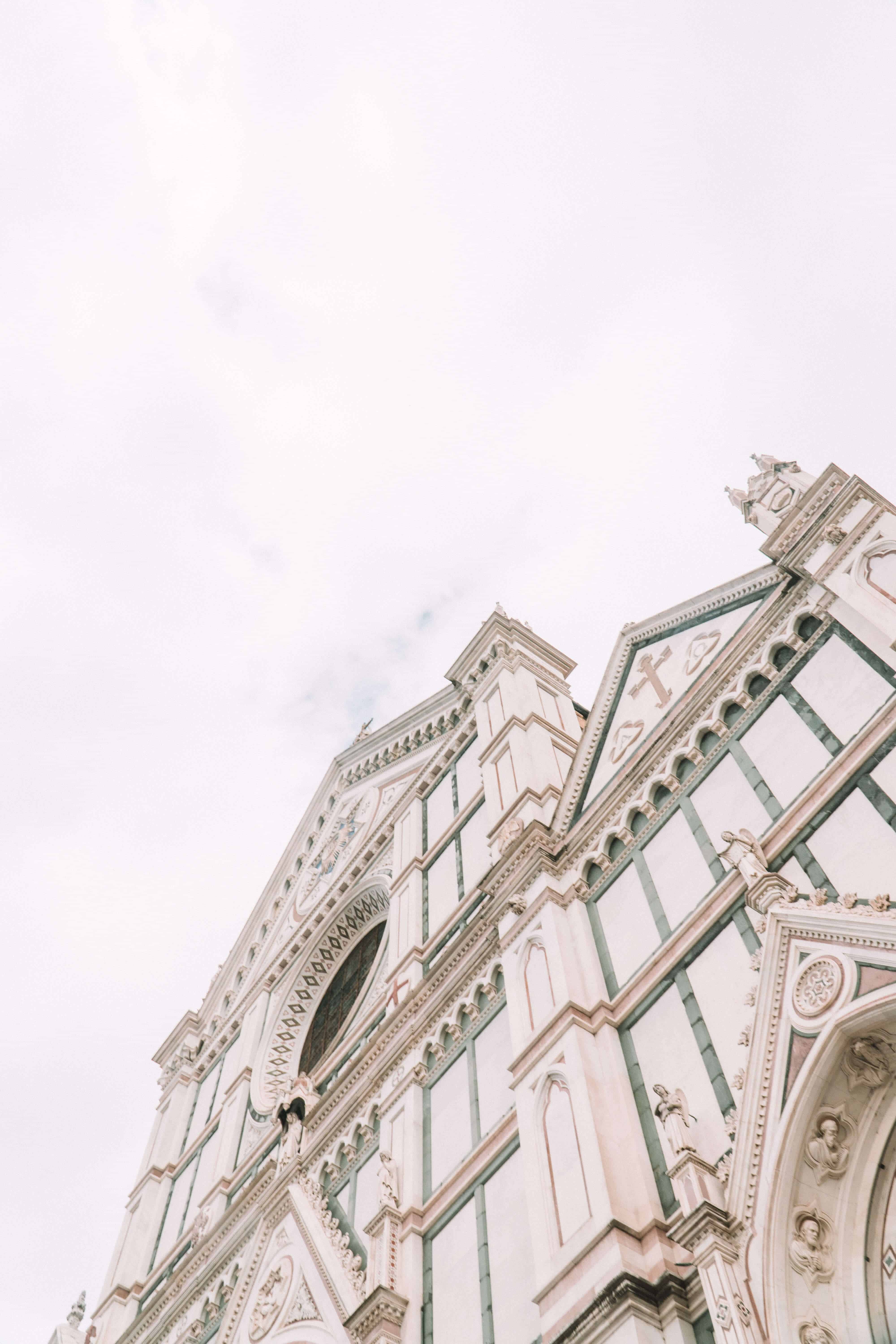 The Ultimate Guide to Florence Italy | Santa Croce | The Republic of Rose | #Florence #Italy #Tuscany #Europe #Travel