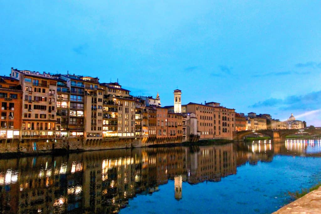 The Ultimate Guide to Florence Italy | Arno River | The Republic of Rose | #Florence #Italy #Tuscany #Europe #Travel