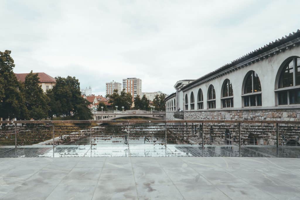 How to Spend One Day in Ljubljana Slovenia | River view | The Republic of Rose | #Ljubljana #Slovenia #Travel #Europe