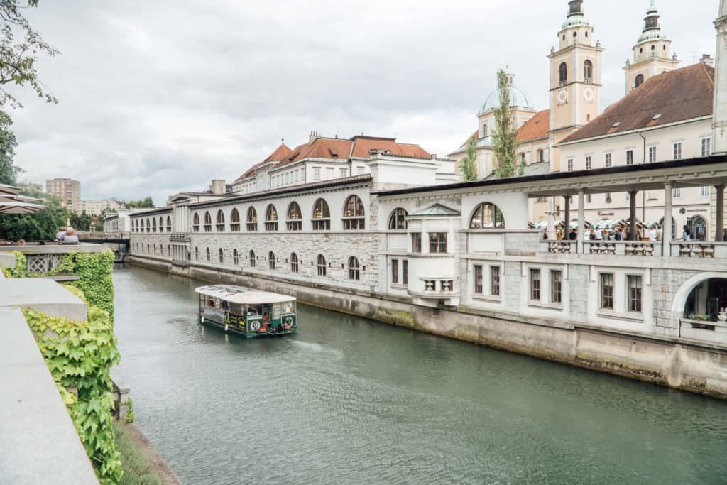 How to Spend One Day in Ljubljana Slovenia | River view | The Republic of Rose | #Ljubljana #Slovenia #Travel #Europe