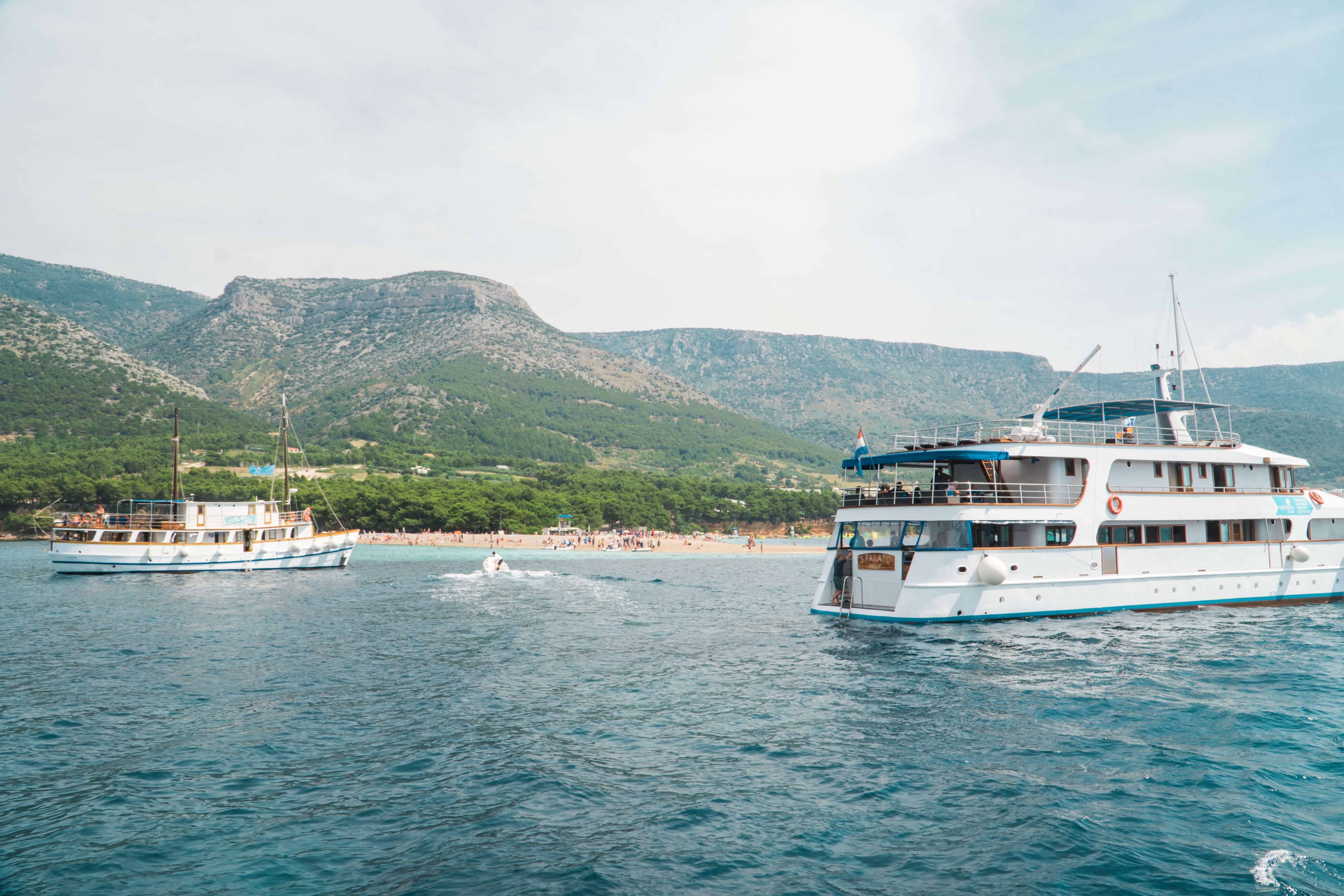 Island Hopping in Croatia Itinerary | The Republic of Rose | zlatni rat brač #Croatia