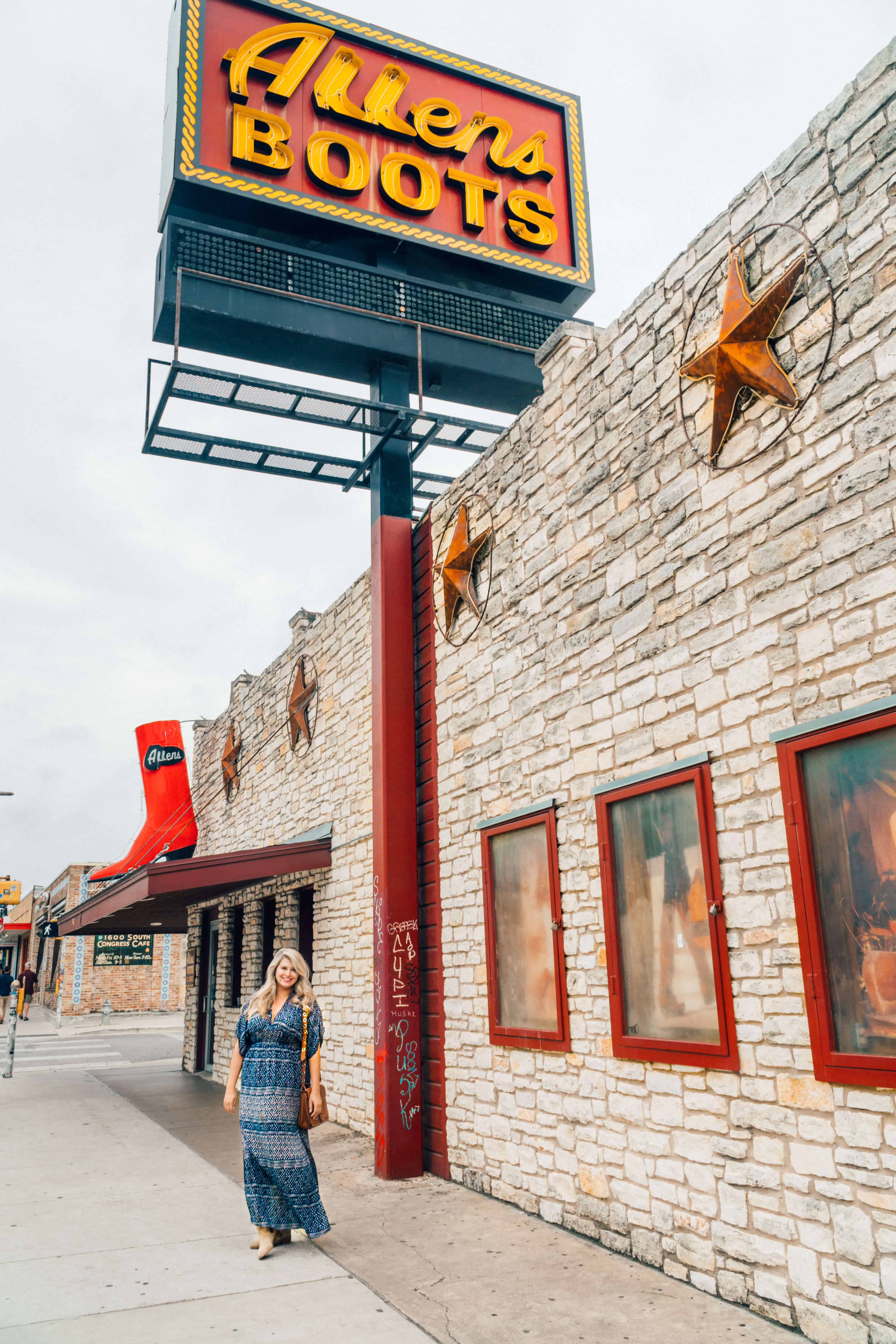 Allen's Boots | QUICK GUIDE TO AUSTIN, TEXAS IN A WEEKEND | The Republic of Rose