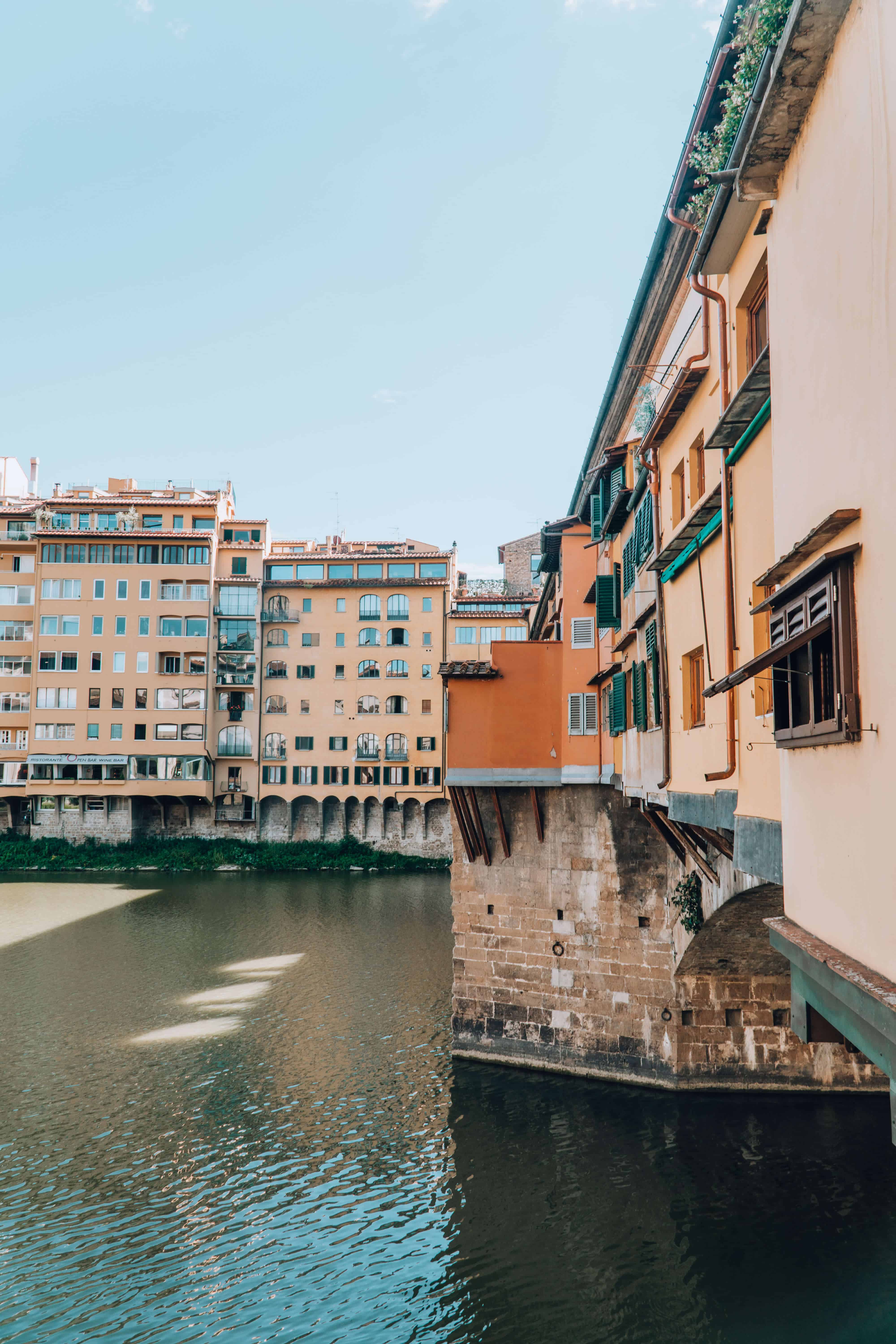 Ponte Vecchio | Tuscany, Italy in 20 Photos | The Republic of Rose