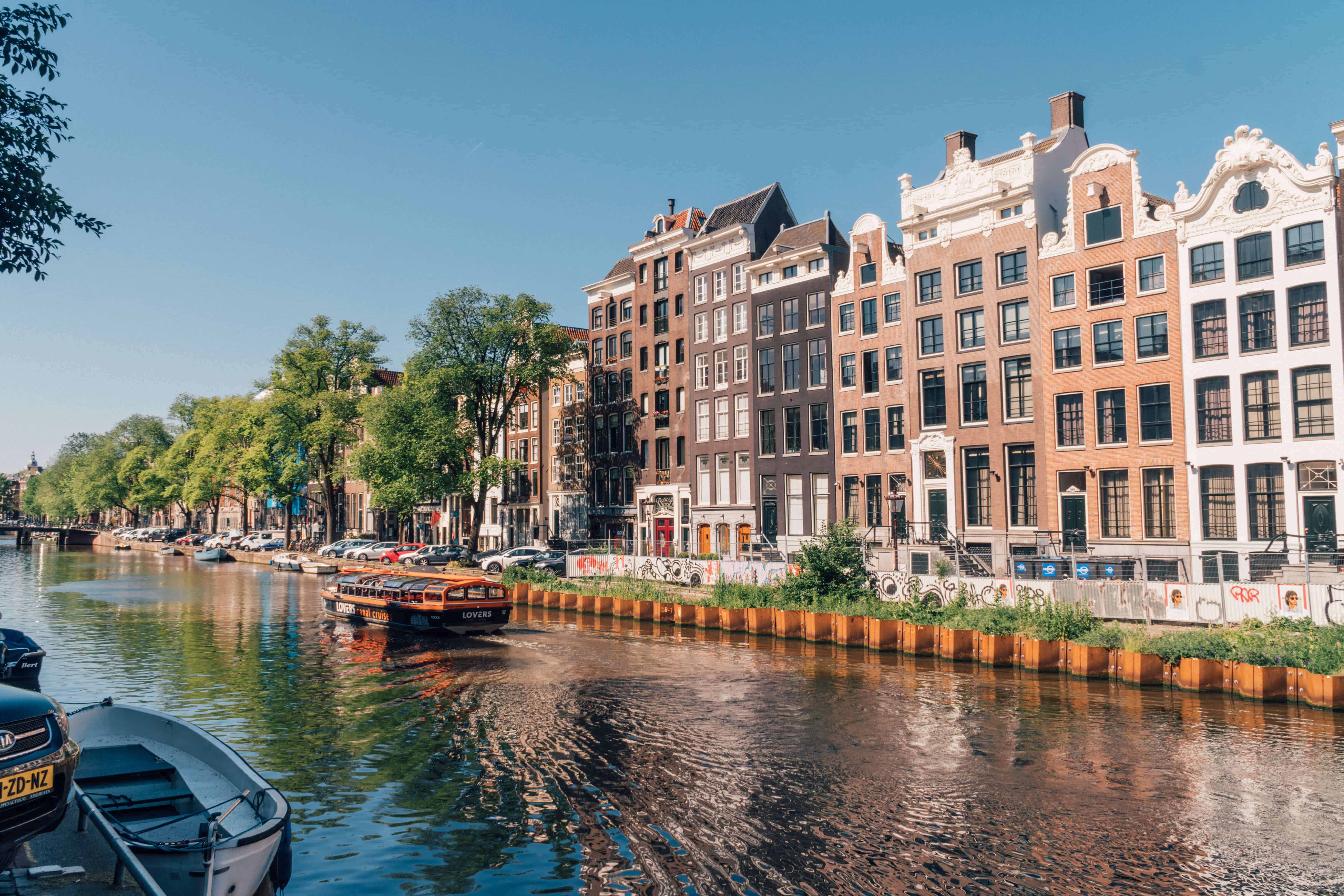 View of the canal | HOW TO EXPLORE AMSTERDAM BY BOAT | The Republic of Rose