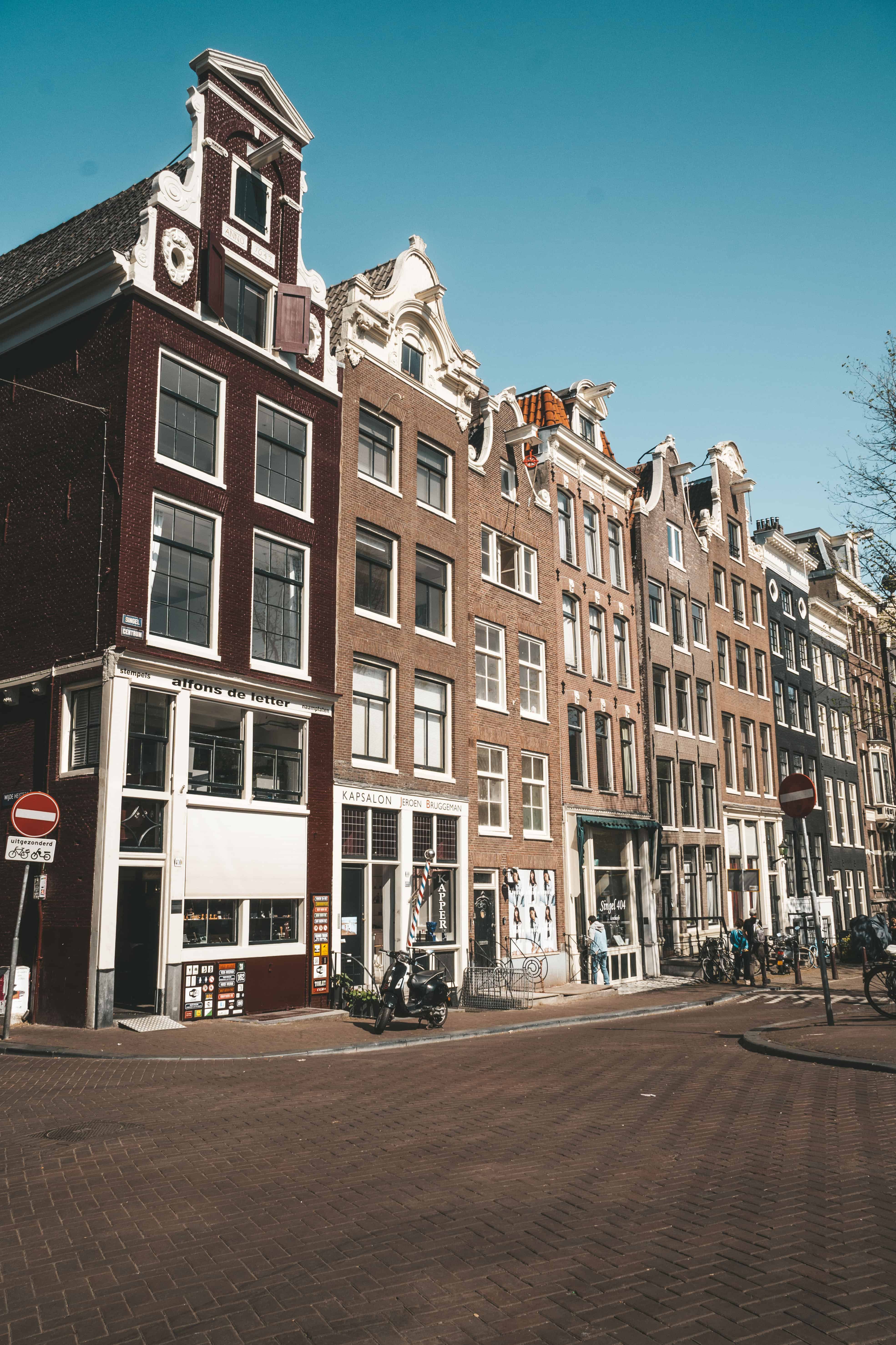 Architecture | THE ULTIMATE GUIDE TO AMSTERDAM NETHERLANDS | The Republic Of Rose