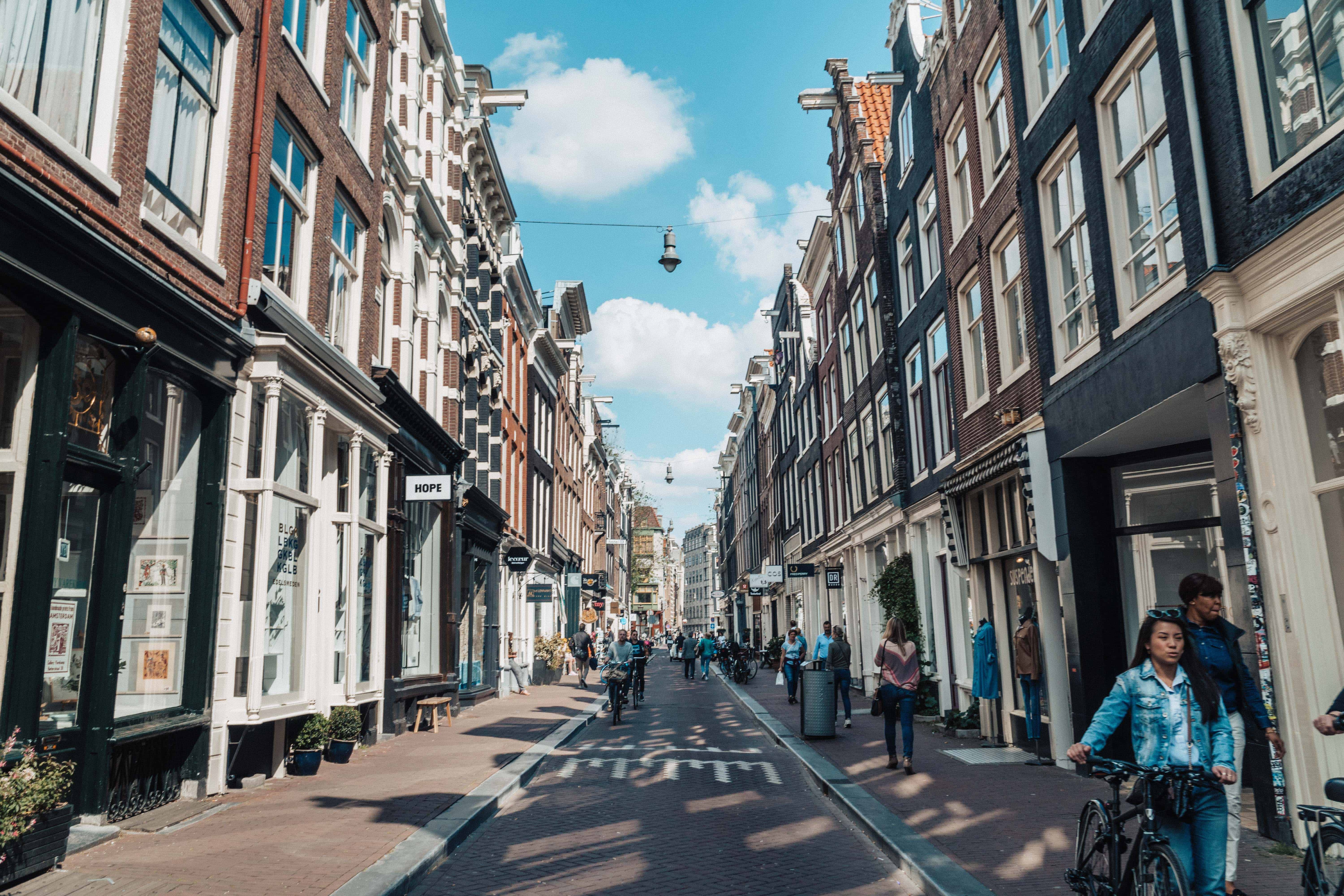 Street | THE ULTIMATE GUIDE TO AMSTERDAM NETHERLANDS | The Republic Of Rose