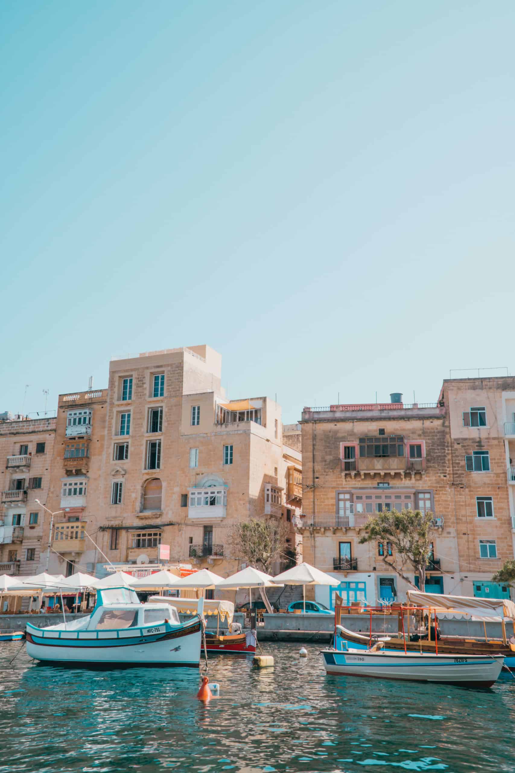 Harbor in Senglea | The Perfect 5 Day Malta Itinerary | The Republic of Rose