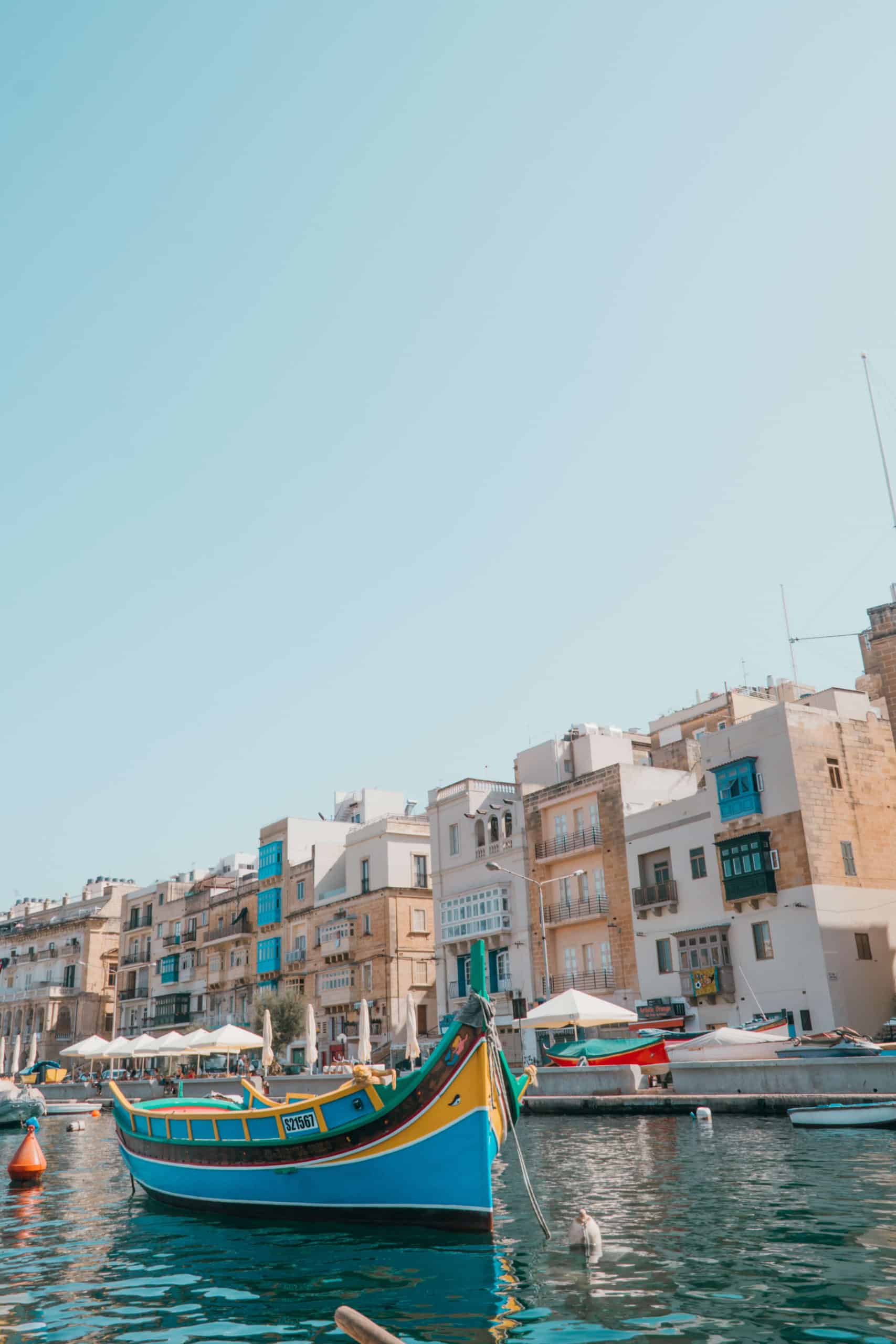 Harbor in Senglea | The Perfect 5 Day Malta Itinerary | The Republic of Rose