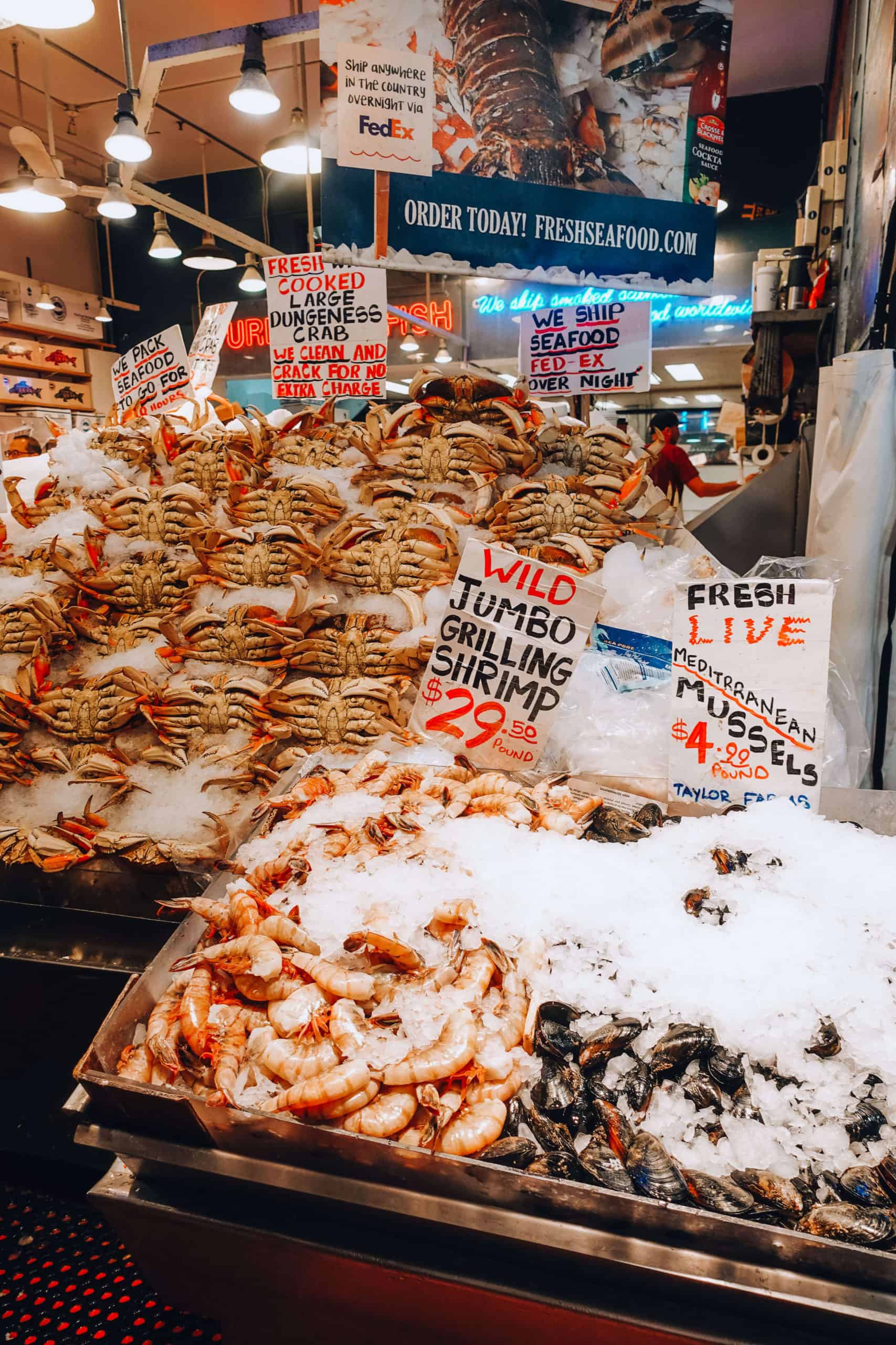Seafood at the Pike Place Market | The Ultimate First-Timer's Guide to Seattle | The Republic of Rose