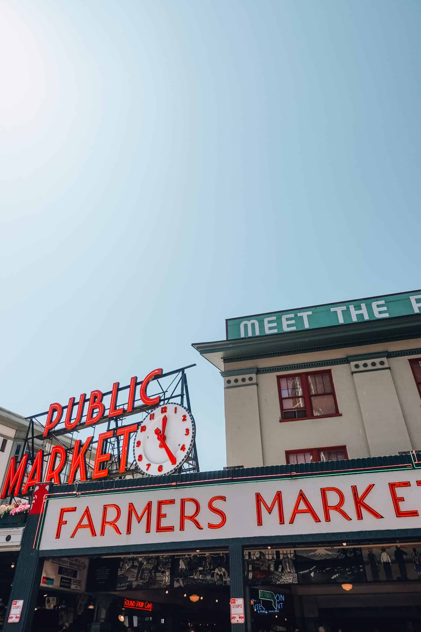 Pike Place Market | The Ultimate First-Timer's Guide to Seattle | The Republic of Rose