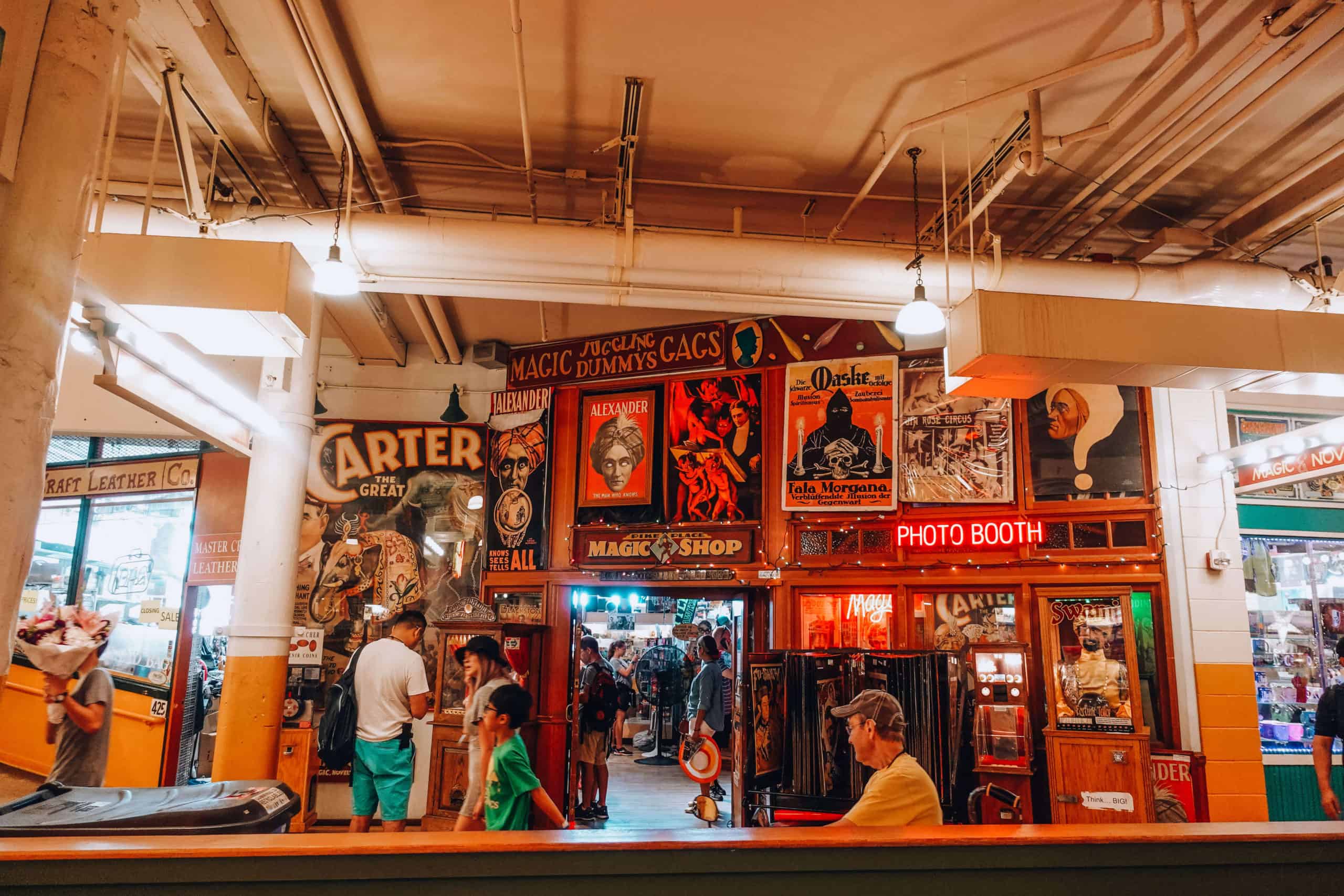 Pike Place Market | The Ultimate First-Timer's Guide to Seattle | The Republic of Rose