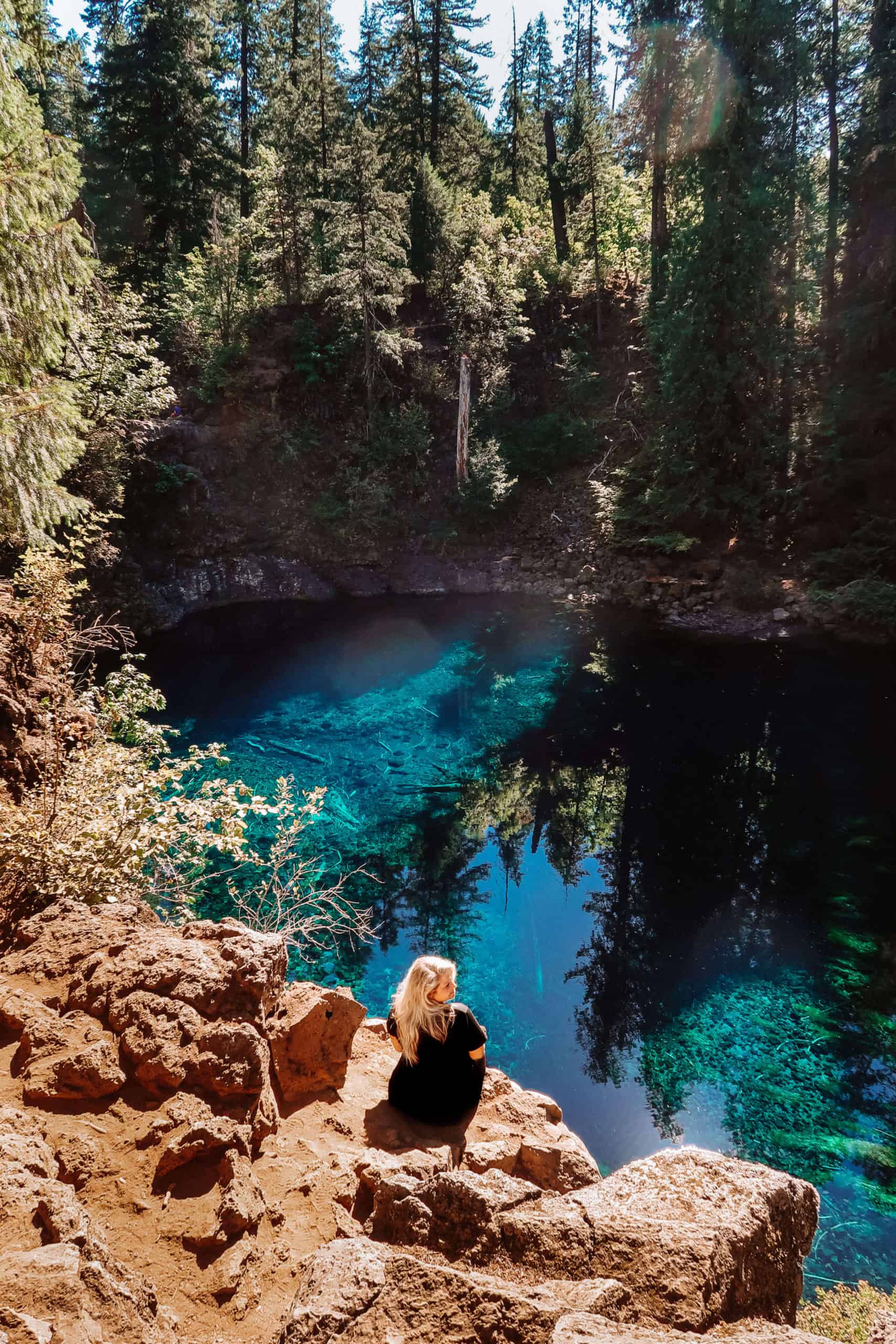 Tamolitch Falls (Blue Pool) - The Perfect Oregon Road Trip Itinerary | The Republic of Rose