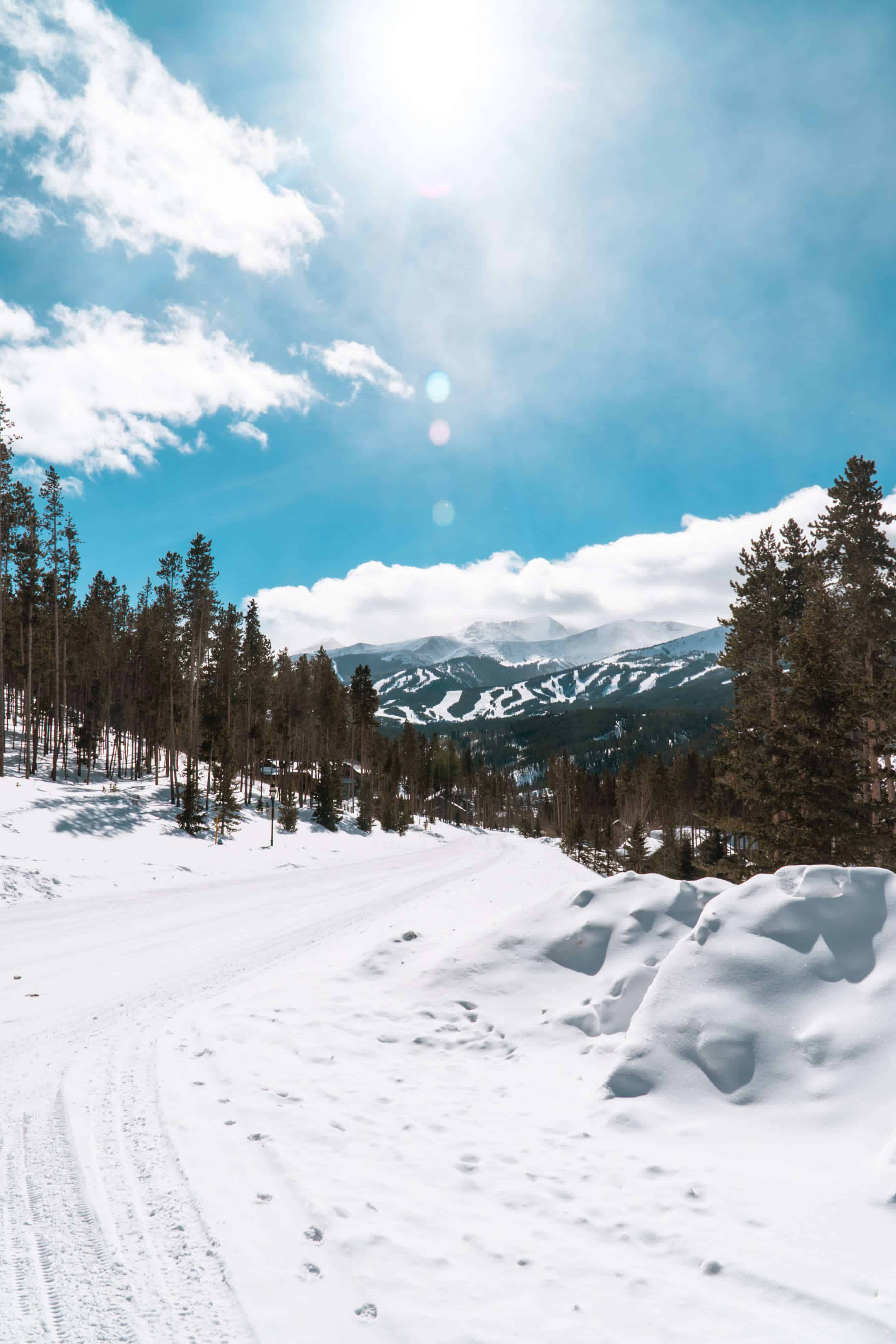 Mountain views over Breckenridge, Colorado | The Ultimate Guide to Breckenridge in the Winter