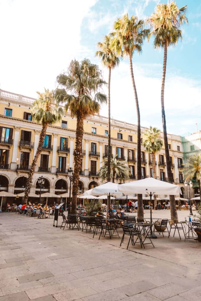 The Best Time to Visit Barcelona, Spain