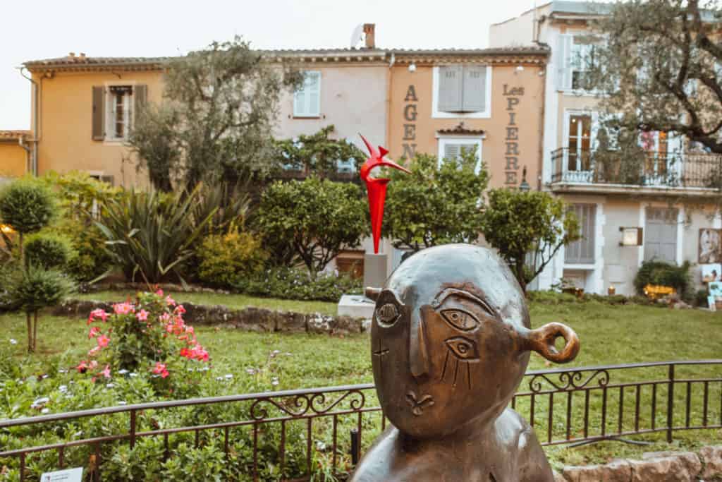 Sculpture in Mougins