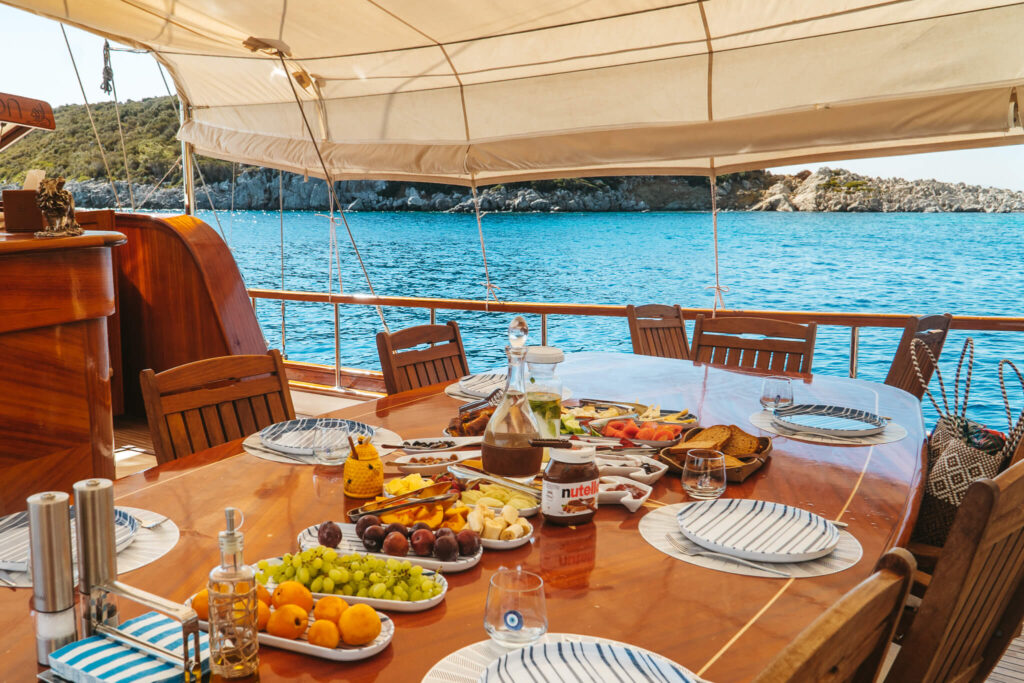 Breakfast on the gulet boat