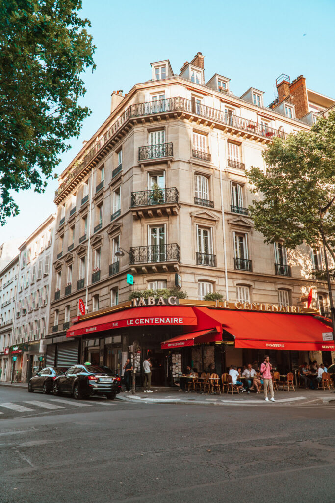 Le Centenaire Cafe in Paris
