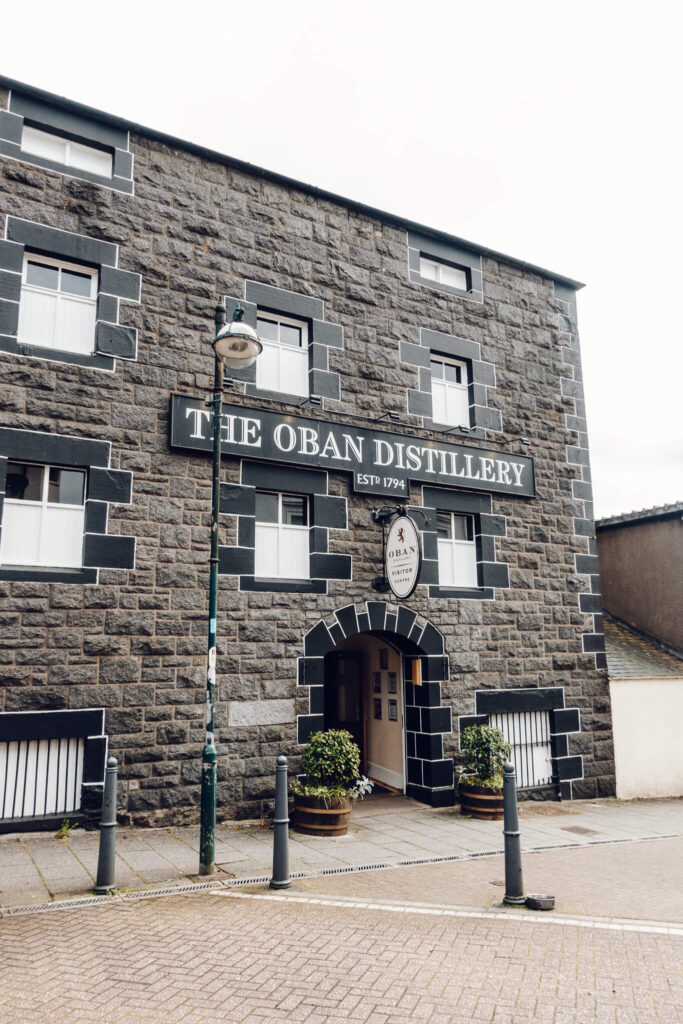 Exterior of the Oban Distillery