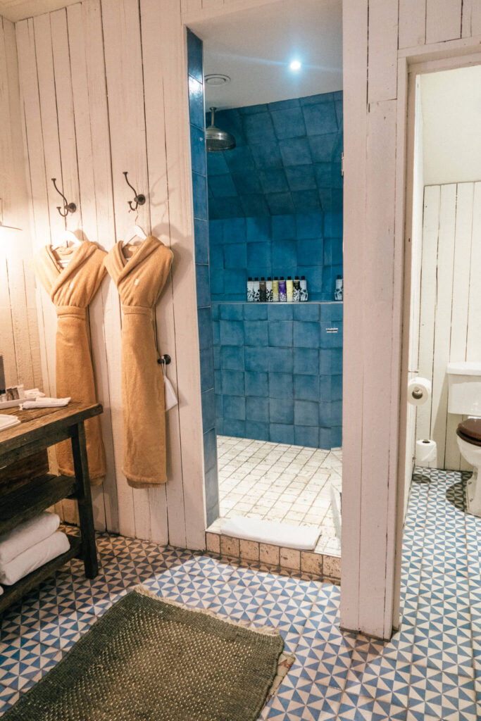 Bathroom in the three bedroom cabin